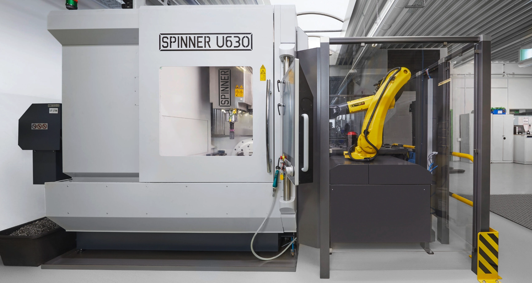 CNC machining centre in production at Erchinger AG